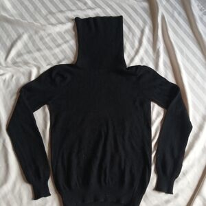 Vntg ROBERT MAYNARD Scotland 100% Cashmere Sweater